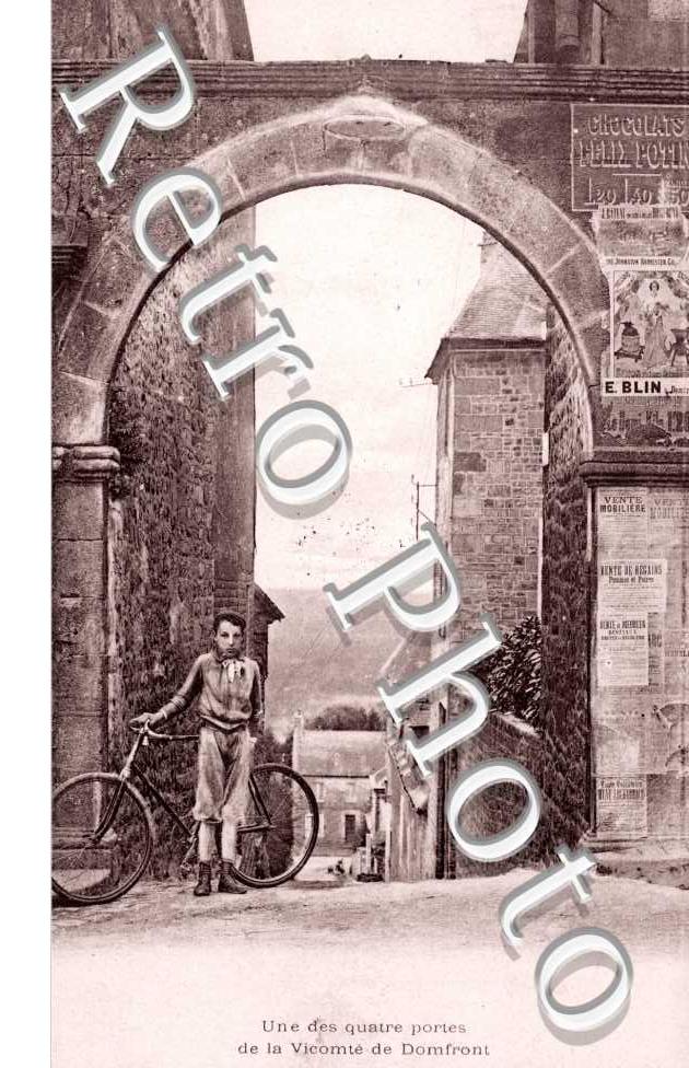 l'une des quatre portes de la Vicomte