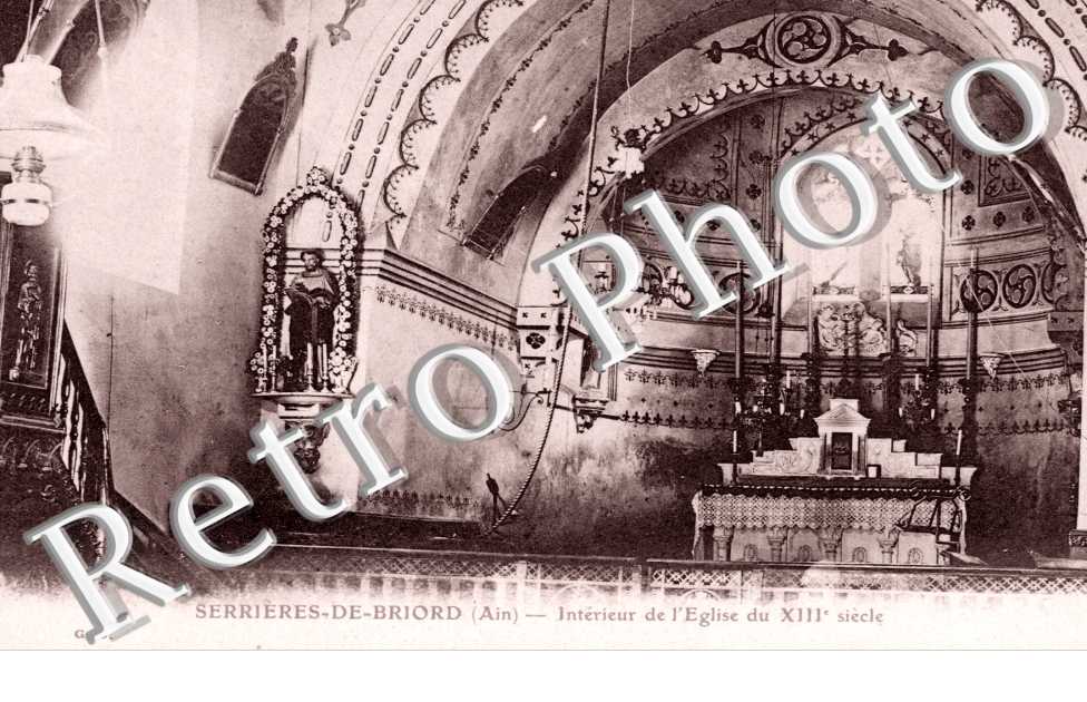 Interieur et Eglise du XIIIeme siecle