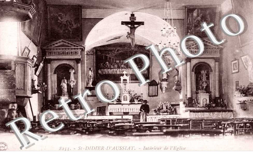 Interieur de l'Eglise