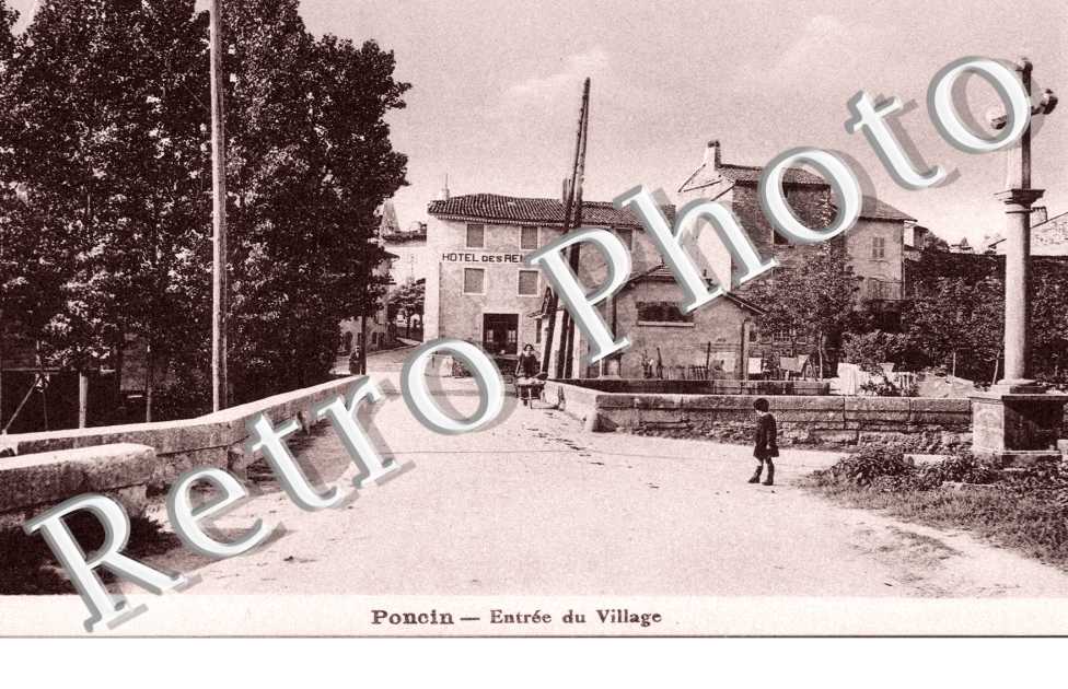 Entree du Village