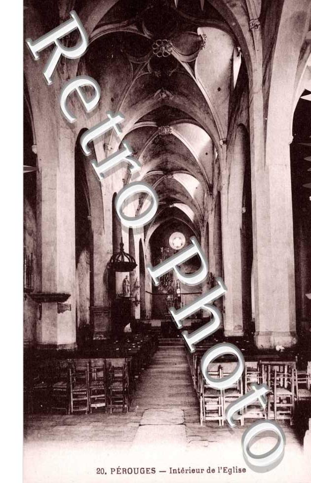Interieur de l'eglise