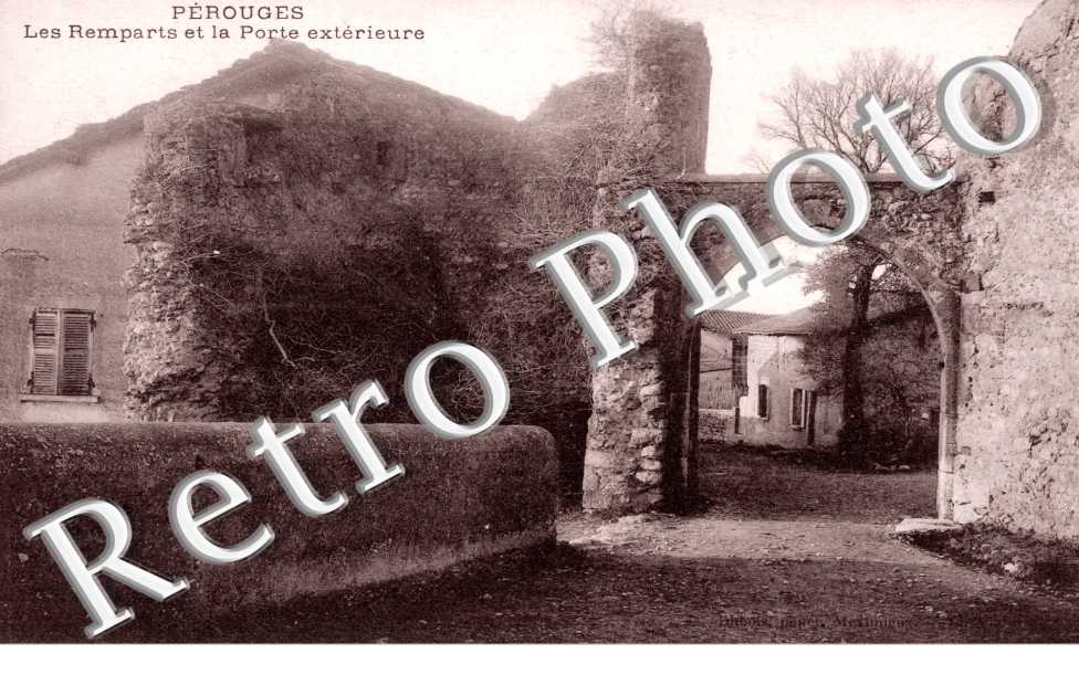 les Remparts et la Porte Exterieure