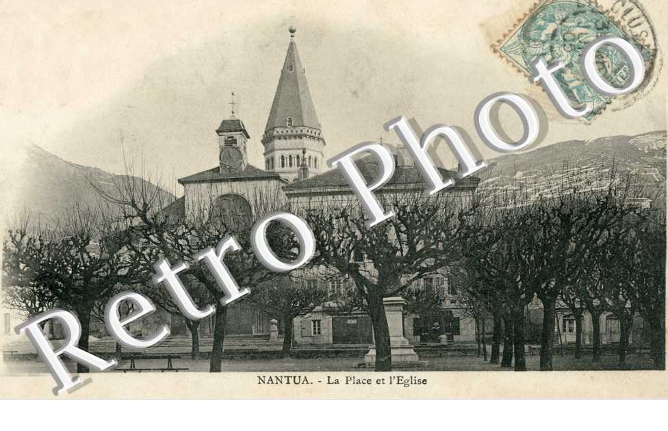 la Place et l'Eglise