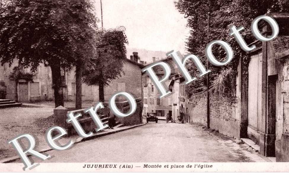 Montee et Place de l'Eglise