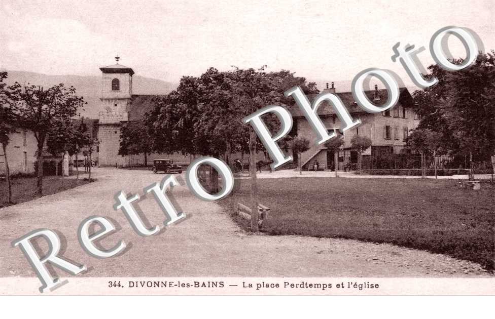 La Place Perdtemps et l'eglise