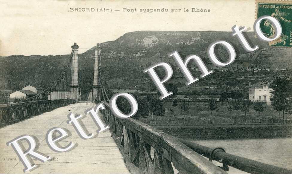 Pont suspendu sur le Rhone