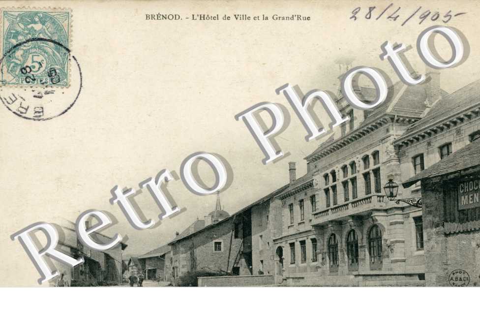Hotel de Ville et la Grande Rue