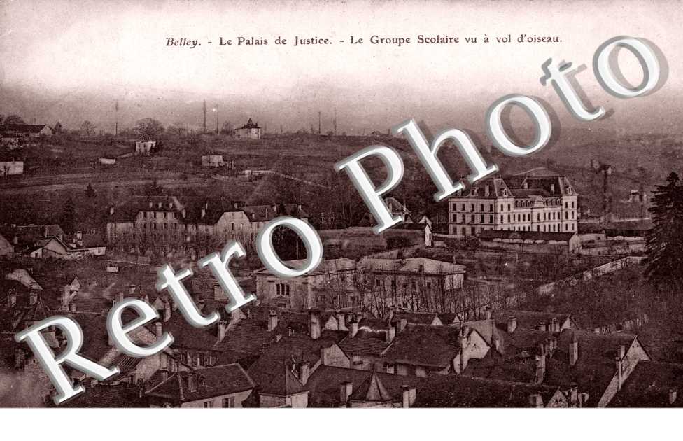 Vue generale et le Groupe Scolaire