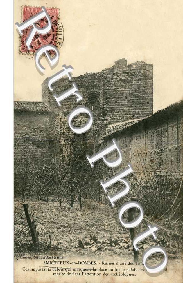 Ruines d'une des Tours
