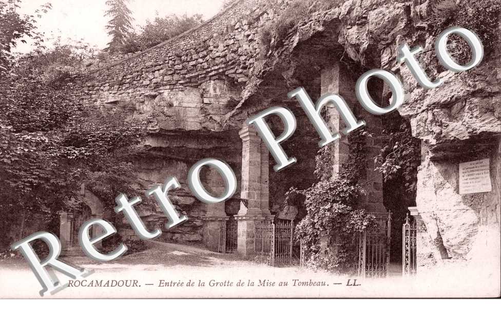entree de la Grotte de la Mise au Tombeau