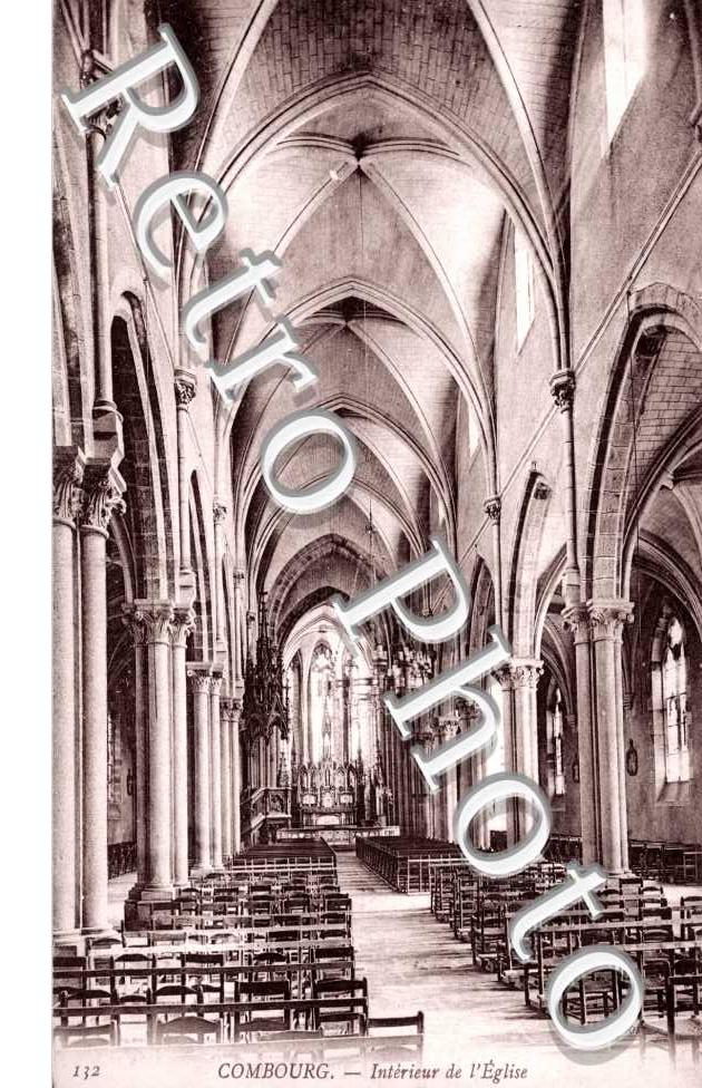 Interieur de l'Eglise