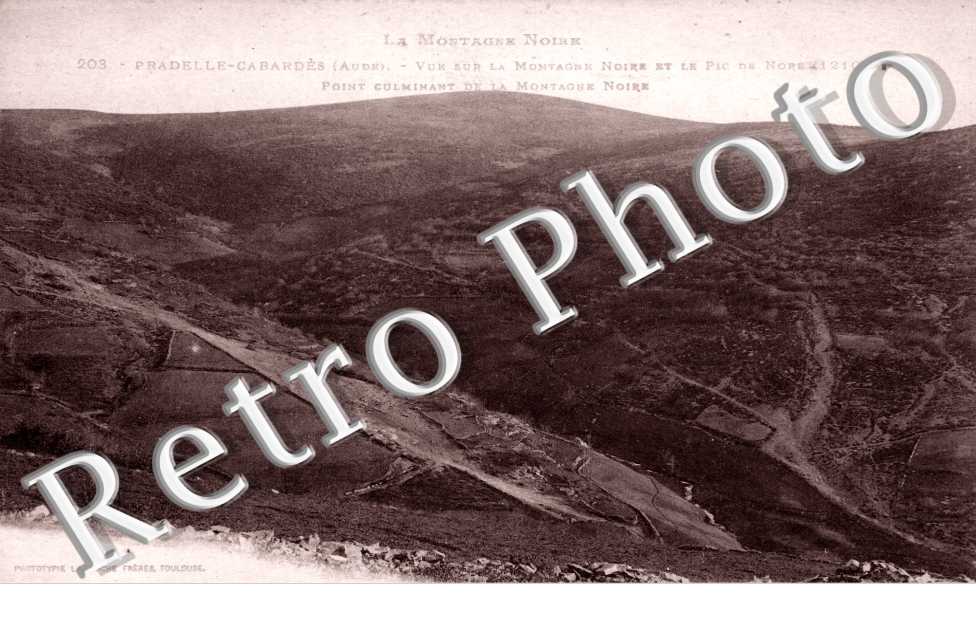 Vue sur la montagne noire et le pic de Nore