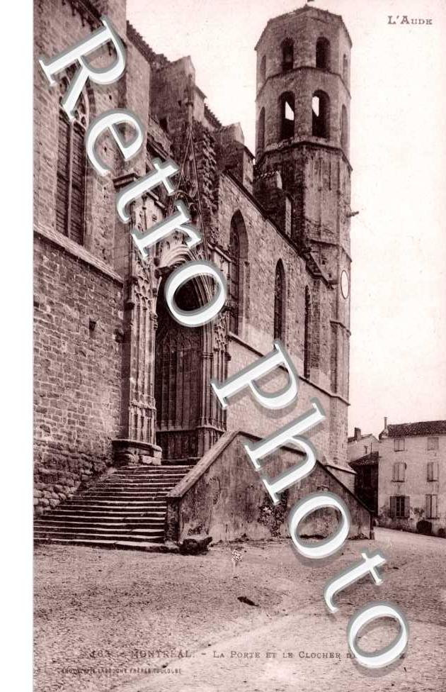 la Porte et le Clocher de l'Eglise