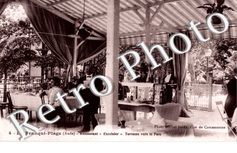 La Franqui-plage - restaurant "excelsior" - terrasse vers le parc