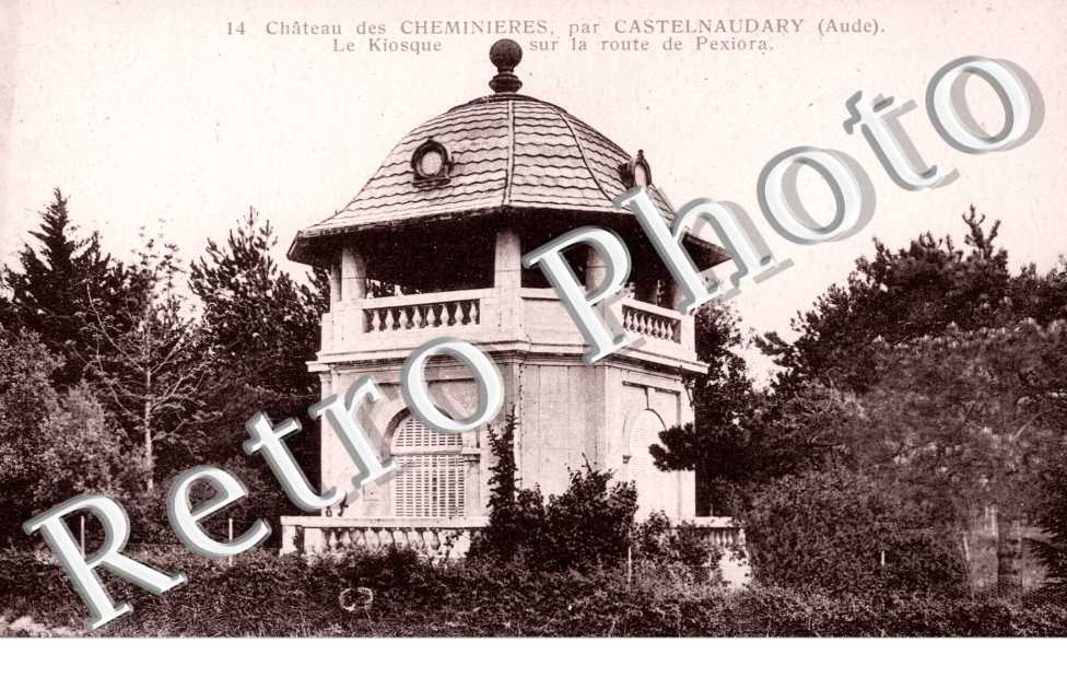 Le kiosque sur la route de Pexiora
