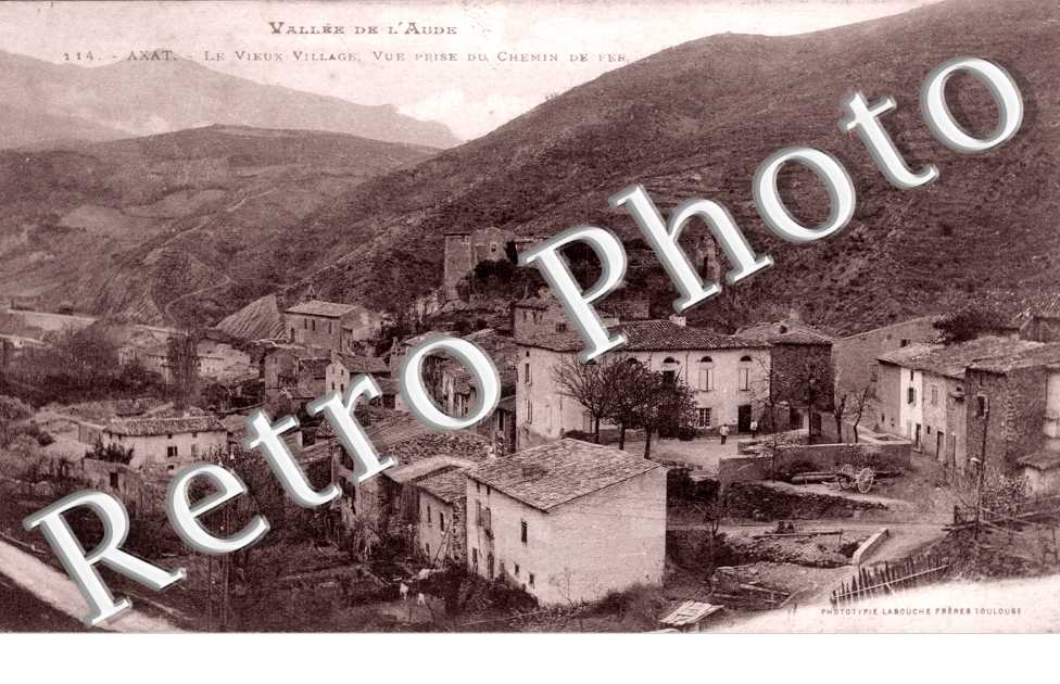 Vue prise du Chemin de Fer le vieux Village