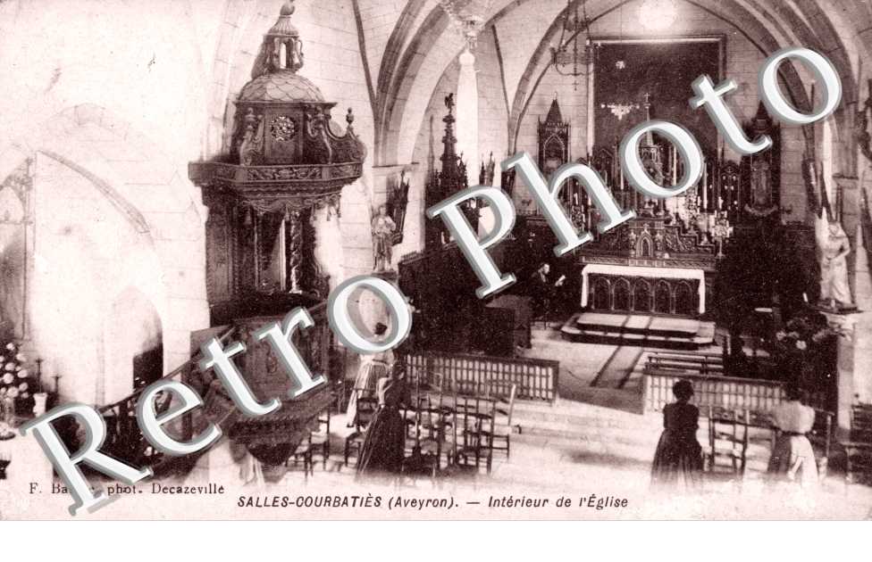Interieur de l'eglise