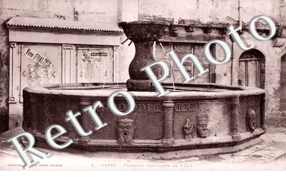 Fontaine monolithe de 1344
