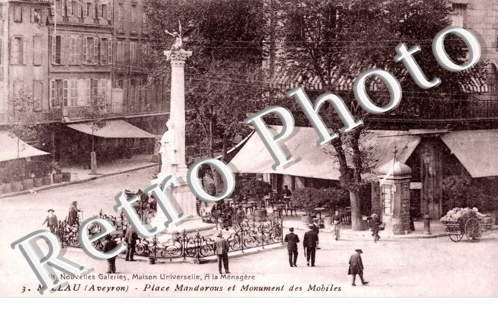  Place Mandarous et monument des mobiles