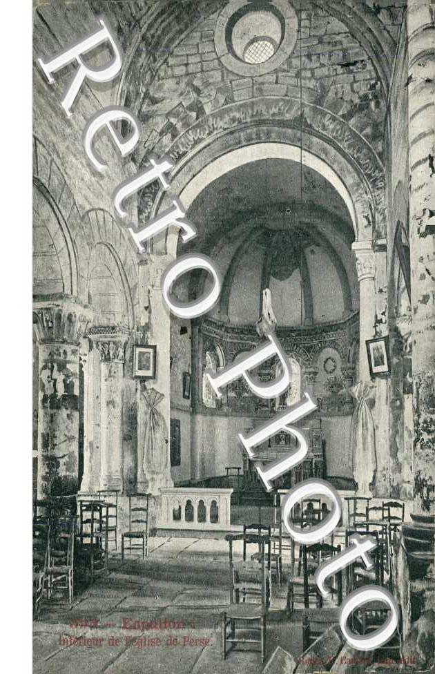 Interieur de l'eglise
