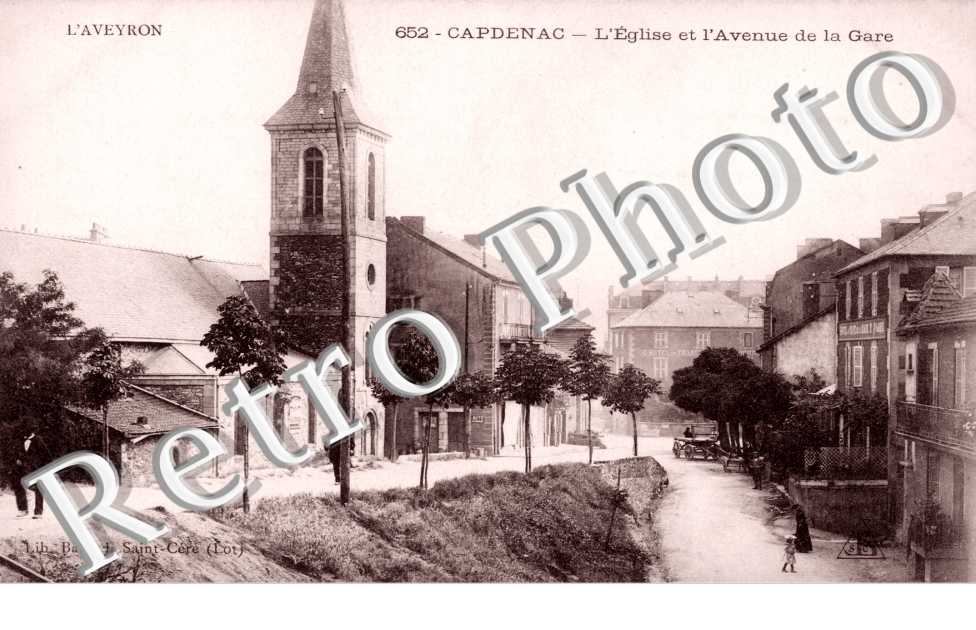 L'eglise et l'avenue de la gare