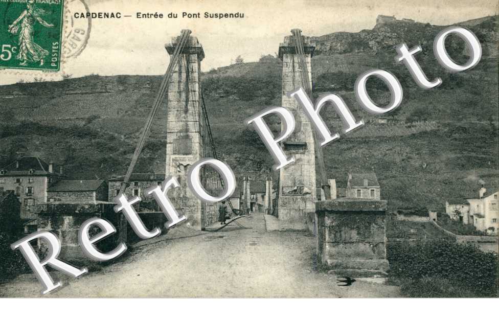 Entree du Pont Suspendu