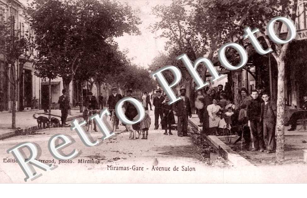 Avenue de Salon
