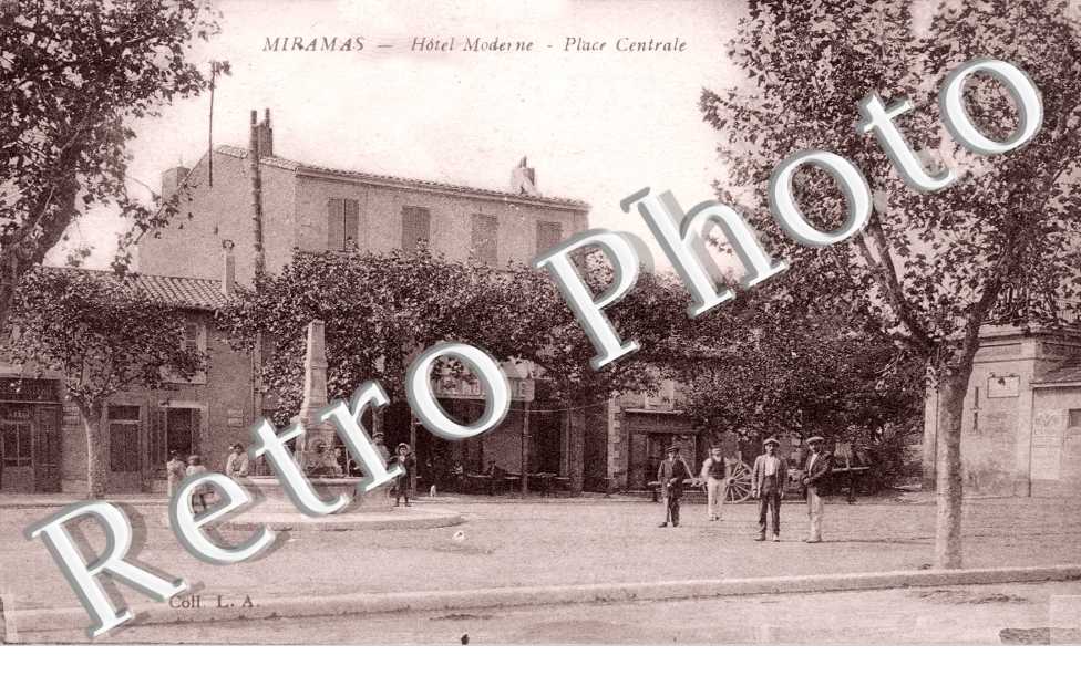 Hotel moderne - Place centrale
