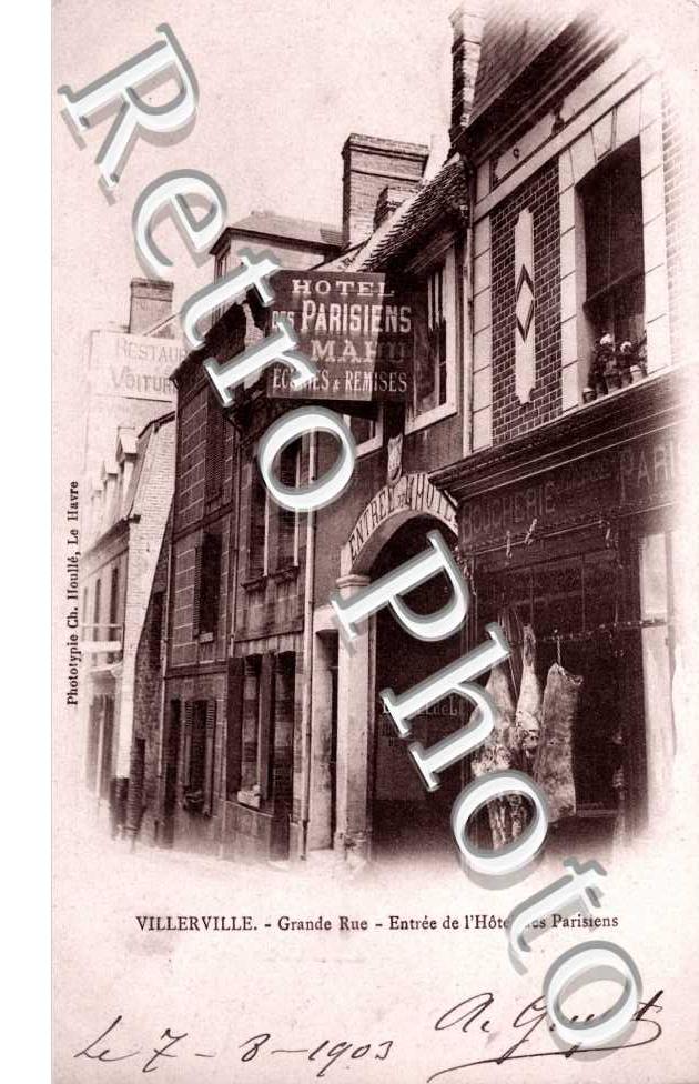 grande rue, entree de l'hotel des Parisiens