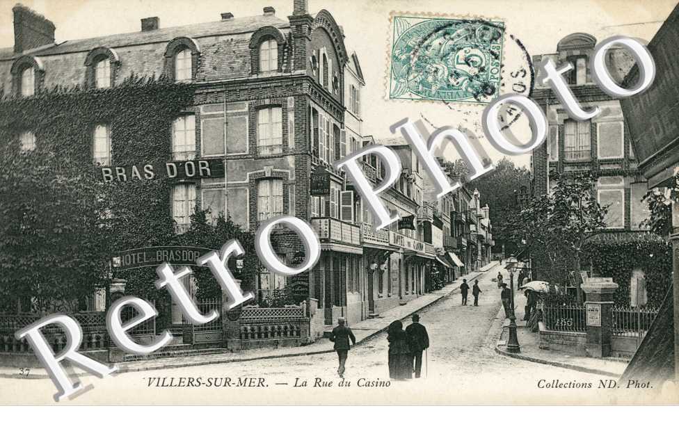 Villers-sur-Mer, la Rue du Casino