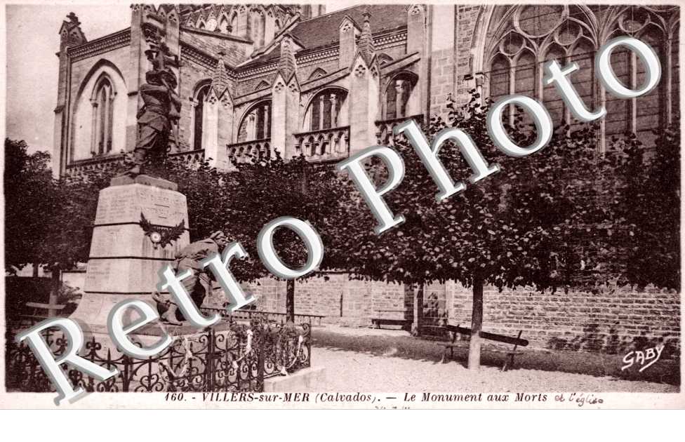 Villers-sur-Mer, le Monument aux Morts et l'Eglise