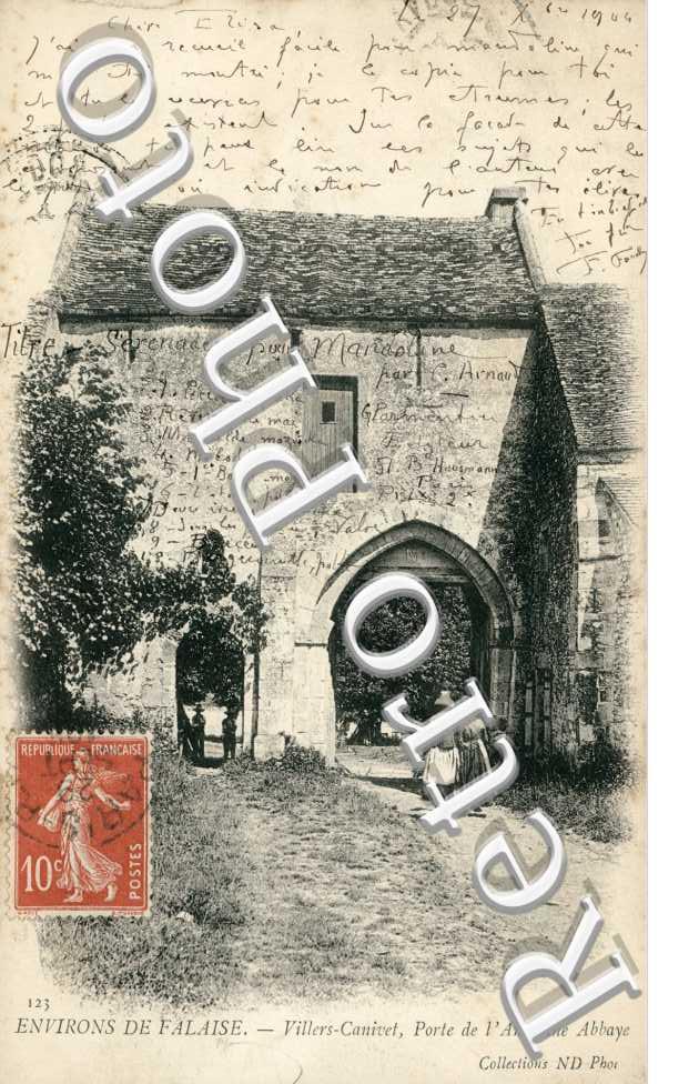 Villers-sur-Mer, Villers-Canivet, Porte de l'Ancienne Abbaye