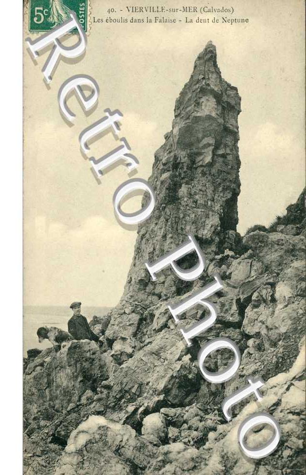 les eboulis dans la falaise, la dent de Neptune