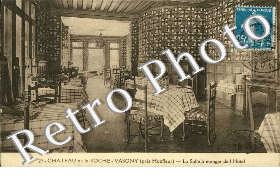 La salle a manger de l'hotel