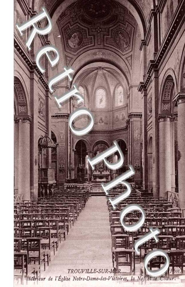 Interieur de l'Eglise Notre Dame des Victoires