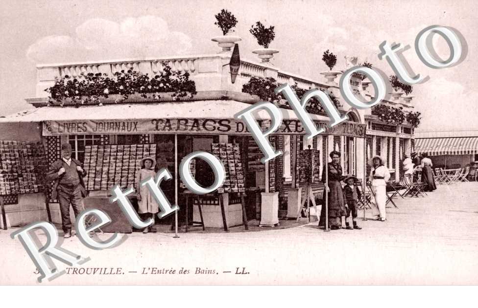 l'entree des bains  MARCHAND DE CARTES POSTALES
