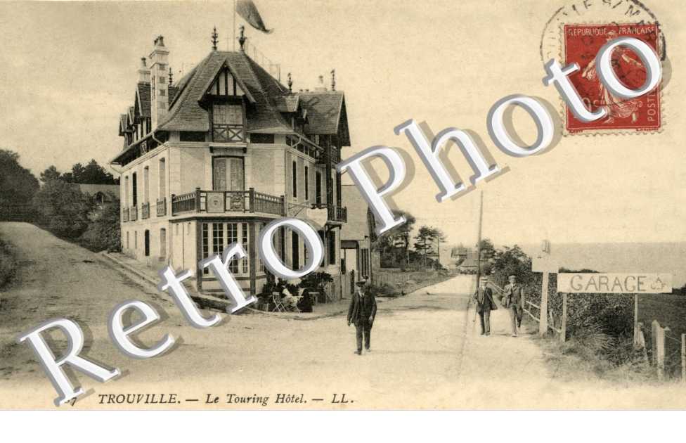 Le Touring Hotel
