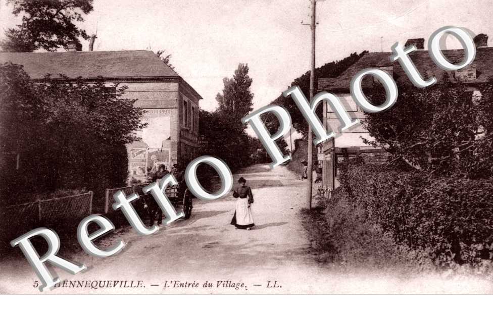 Hennequeville - l'entree du village