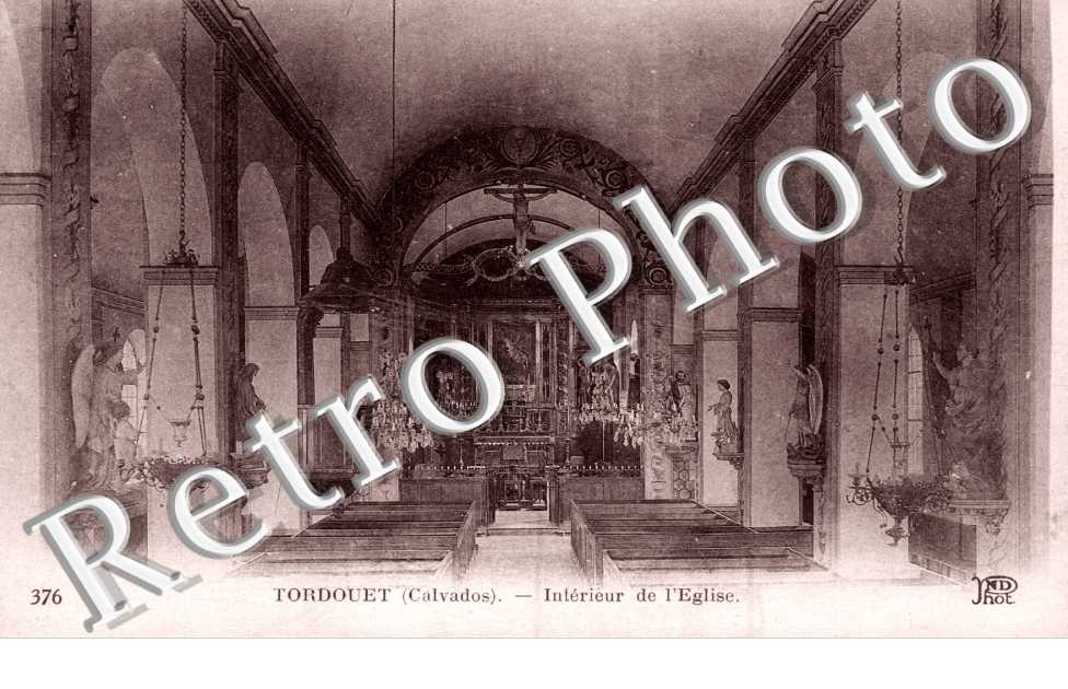 interieur de l'eglise