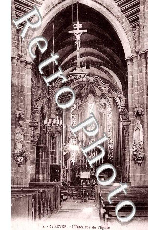 Interieur de l'eglise