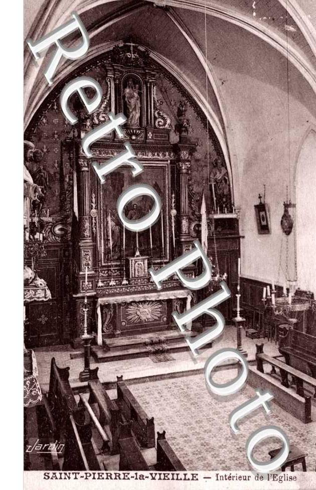Interieur de l'eglise