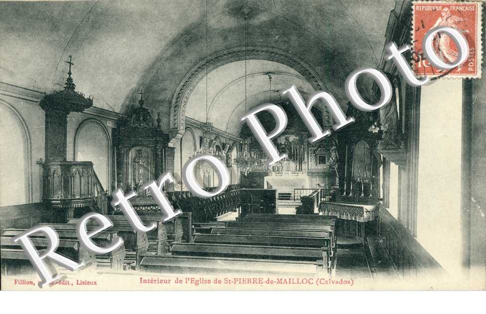 Interieur de l'eglise
