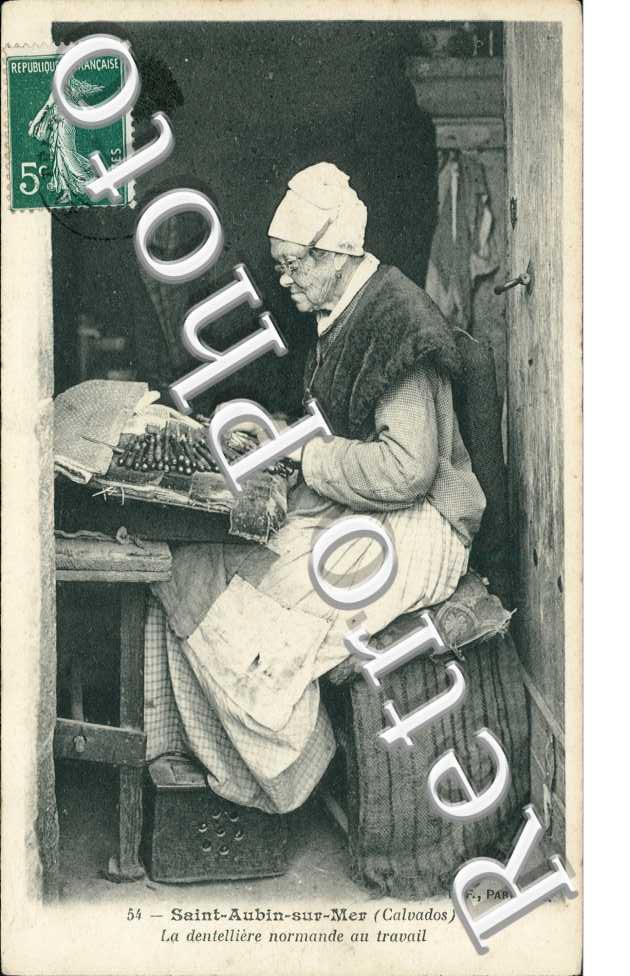 la dentelliere normande au travail