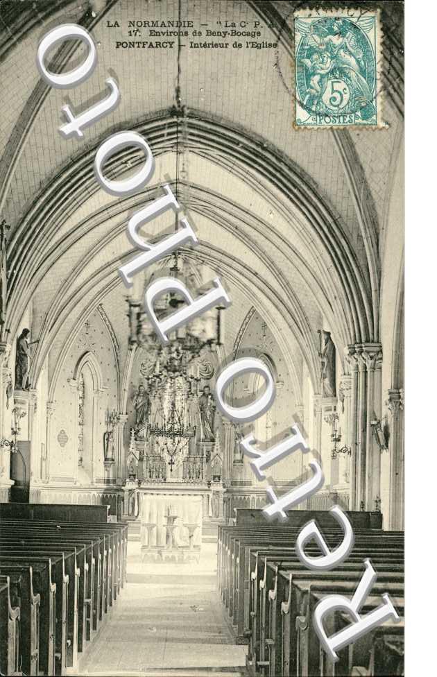 Interieur de l'eglise