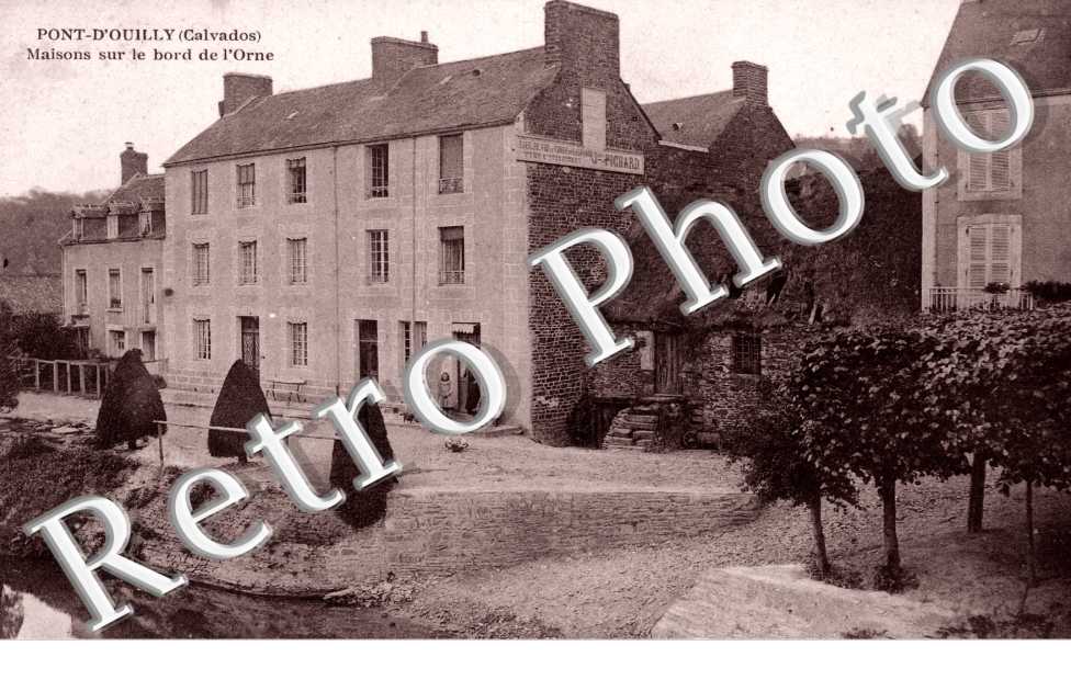 maisons sur le bord de l'Orne