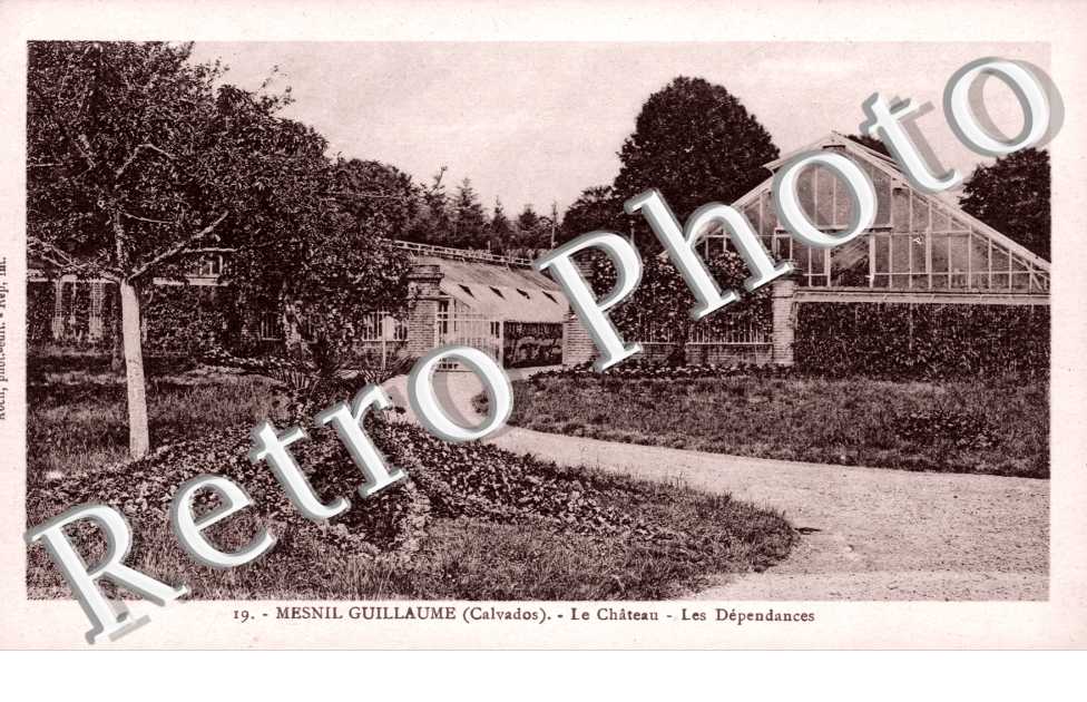 Le chateau - les dependances
