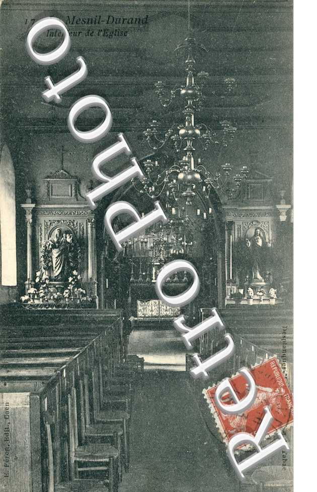 Interieur de l'eglise