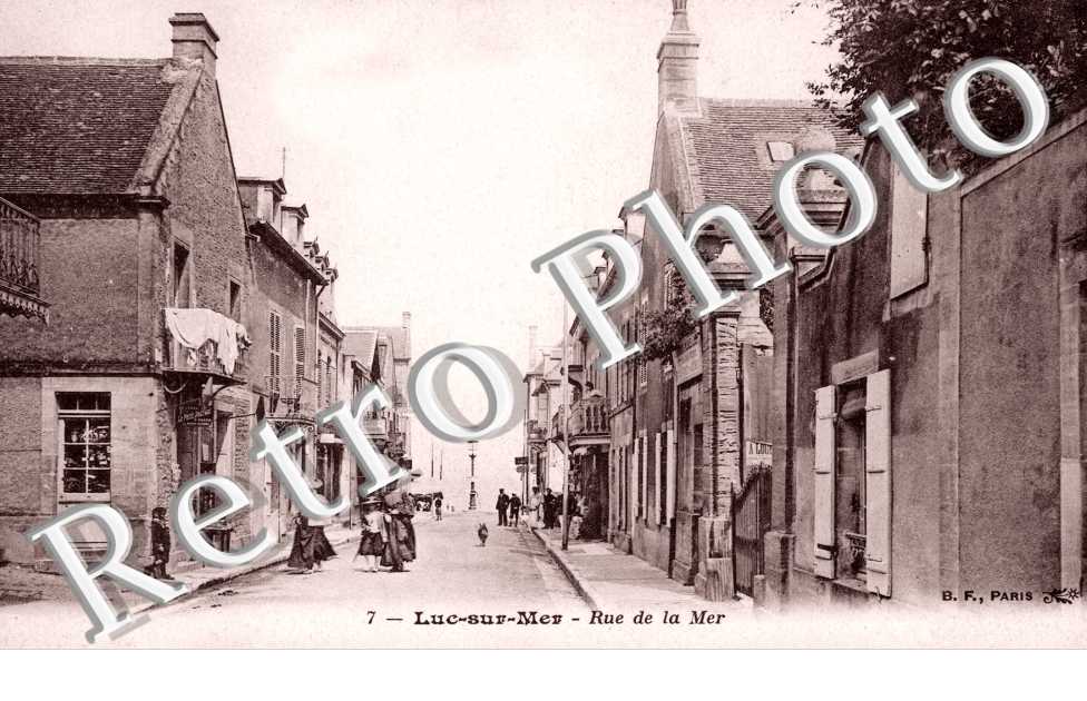 Luc-sur-Mer, Rue de la Mer