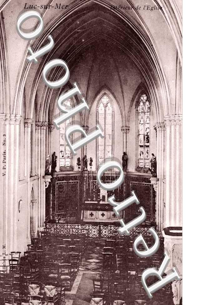 Interieur de l'Eglise