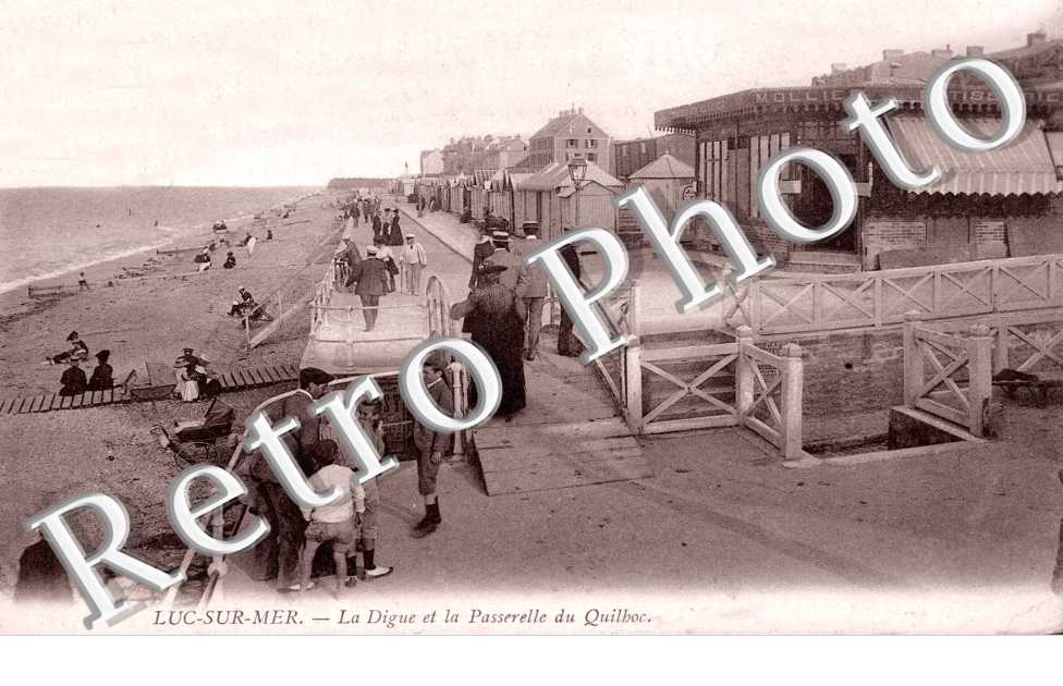 Luc-sur-Mer, la Digue et la Passerelle du Quilhoc